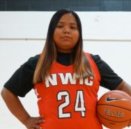 Kayla Tewee 5'2"
Madras, OR
Madras High School
Warm Springs/Yakama